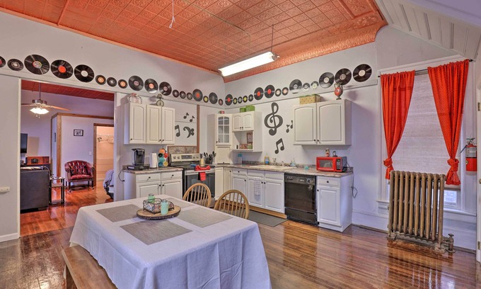 Oaks Corners Apartamento | Upstate New York Studio Rental - Pet Friendly