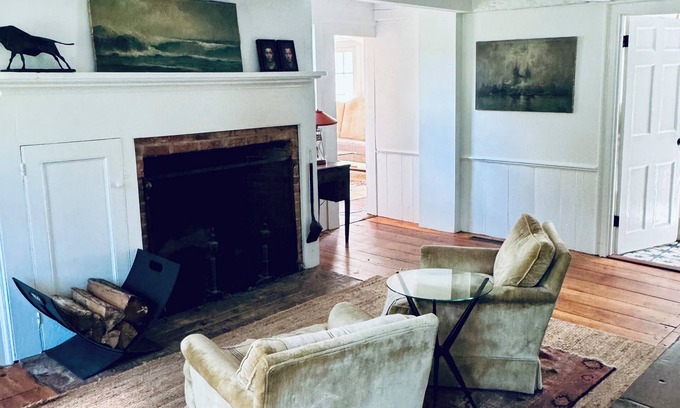 Valatie Casa | UPSTATE NY FARMHOUSE ESTATE W POOL - Rent&Sale