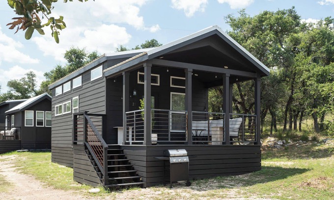 Dripping Springs Cabina | Upstay - Cabin Home in Dreamland