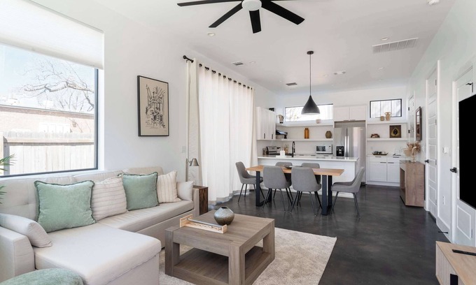 North Loop Casa | Upstay: Contemporary 2BR Retreat w Patio & BBQ