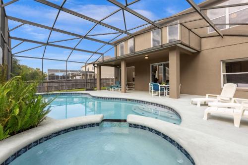 Crescent Lakes Casa | Upstay Home w Pool Hot Tub & Patio - Pet Friendly