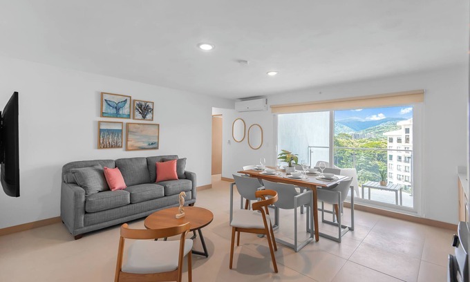 Barrio Santa Lucía Condominio | Upstay: Modern 3BR Mountain View Condo—Jaco Beach