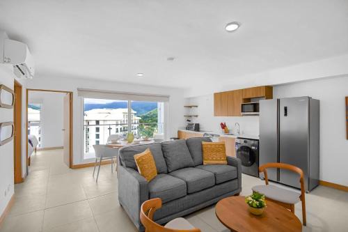 Barrio Santa Lucía Casa | Upstay - New Condo in Jaco - 5 mins from Beach