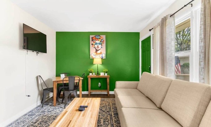 Norwood Apartamento | Uptown Apartment, Near Parks! The Bricks Unit 4