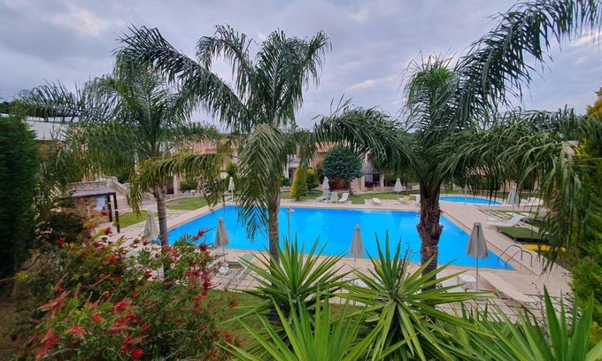 Loutra Apartamento | Urania Luxury Suite with pool view -Loutra Resort