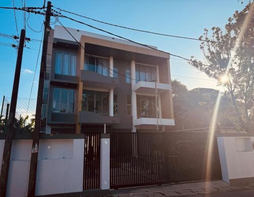 Moratuwa Apartamento | URBAN 17 - Experience comfort & convenience
