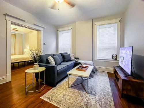 St. Louis Apartamento | Urban 1BR Nurse's Retreat Barnes & Children's