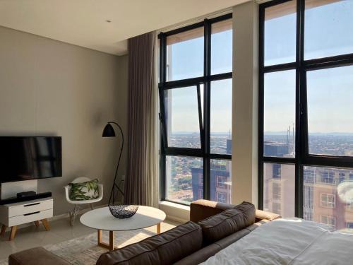 Gaborone Apartamento | Urban Awe Apartment: iTowers 21st Floor