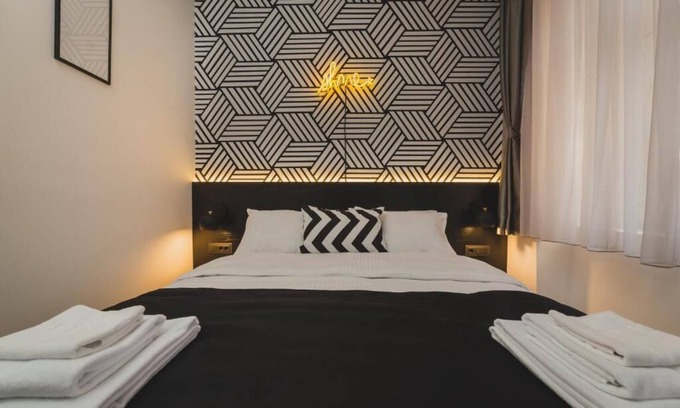 Downtown Apartamento | Urban BB Studio Apartment en el centro de Podgorica