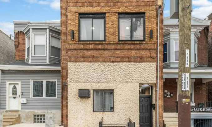 West Philadelphia Apartamento | Urban Chic Bell View Apartment