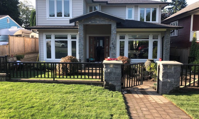 North Vancouver Casa | Urban /City Mountain Escape 🎿 🚵 - 2 Bedrooms (Your home away from home)