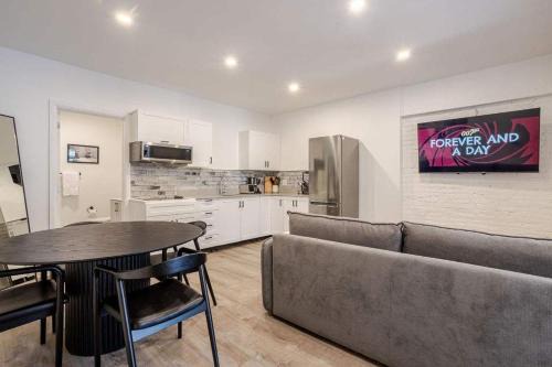 Latin Quarter Casa | Urban Comfort Studio