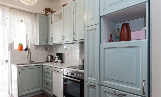 Athens Apartamento | Urban Cosy 2 Bd Apt Near Metro w Balcony
