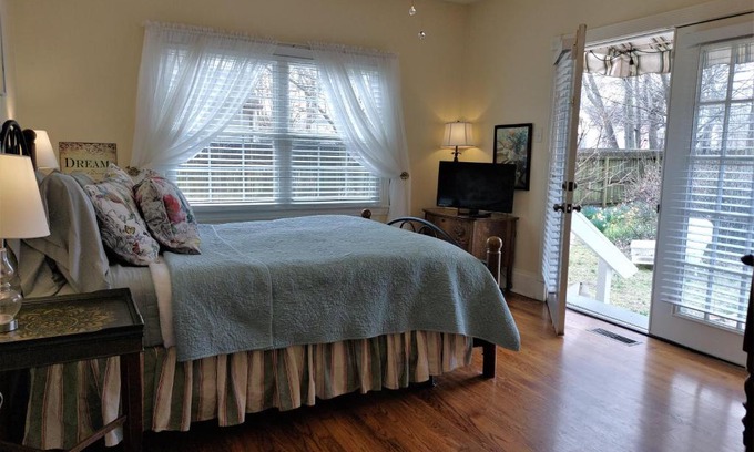 Downtown Little Rock Cama Y Desayuno | Urban Cottages