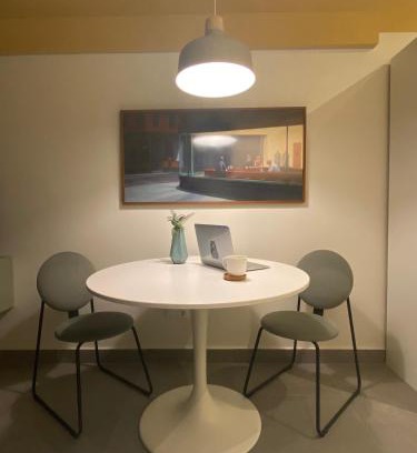Prosperidad Apartamento | Urban Elegance, New, Stylish, Convenient, and WOW