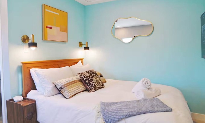 Cherryland Apartamento | Urban Escape, Small Private Condo Near SF 22421A