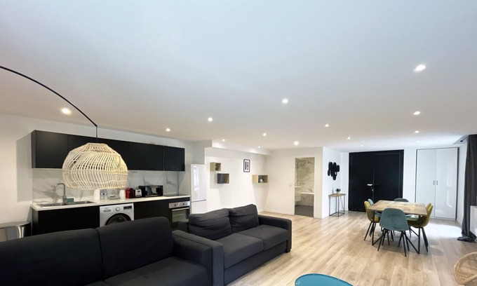 Amerique Apartamento | Urban Flat 182 - Spacious 4 Bedroom Flat in Paris