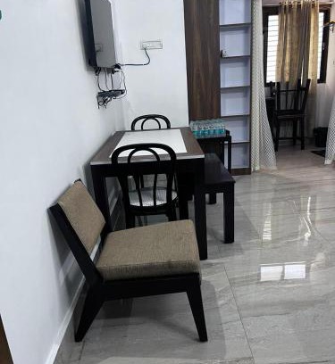 Jorhat Apartamento | Urban green Studio Apartment