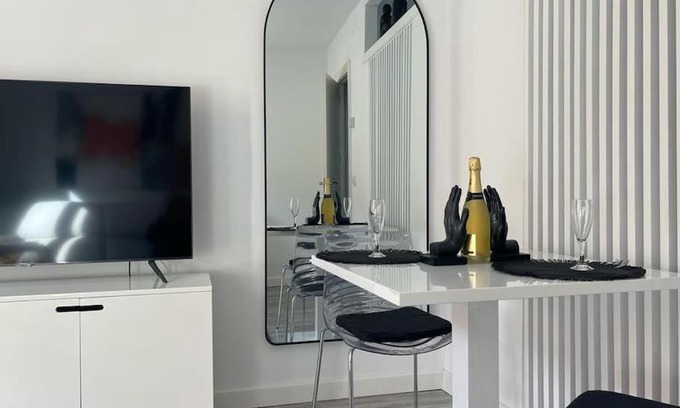 Burgos Apartamento | Urban Home by Unique Rooms