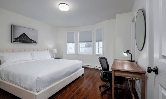 Terra Nova Casa | Urban Lofthouse: Your St. John's Getaway