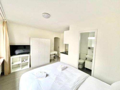 Sihlfeld Apartamento | Urban Oasis with Queen Bed and View BE-18