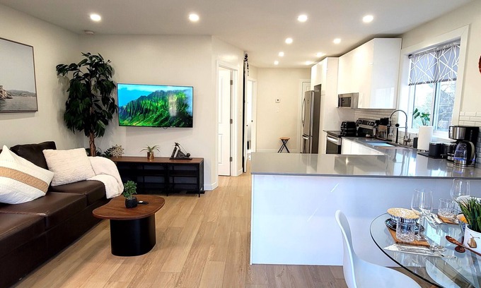 Winnipeg Apartamento | Urban-Peg: Modern Comfort in the Heart of the City