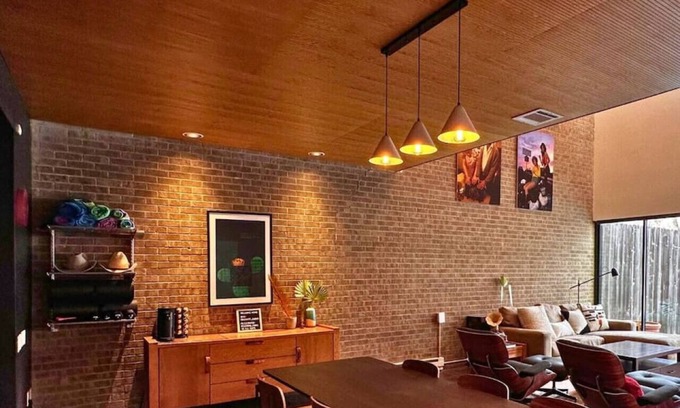 Greenway Plaza-Upper Kirby Casa | Urban Retreat in Montrose with Private Pool