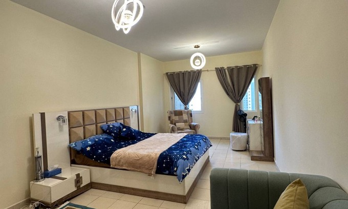 Sharjah Apartamento | Urban Serenity Luxury 1 Bedroom Entire Apartment