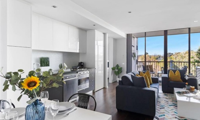 Richmond North Apartamento | Urban Uptown: Stylish Richmond