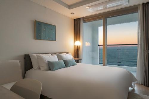 Sokcho Apartamento | Urbanstay Sokcho Deungdae Beach