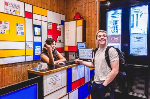 Bayswater Hostal | Urbany Hostel London 18-40 Years Old
