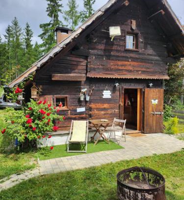 Diex Apartamento | Urige Waldbienenhütte