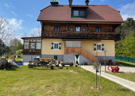 Graz Apartamento | Uriges Bauernhaus mit Blick auf Graz