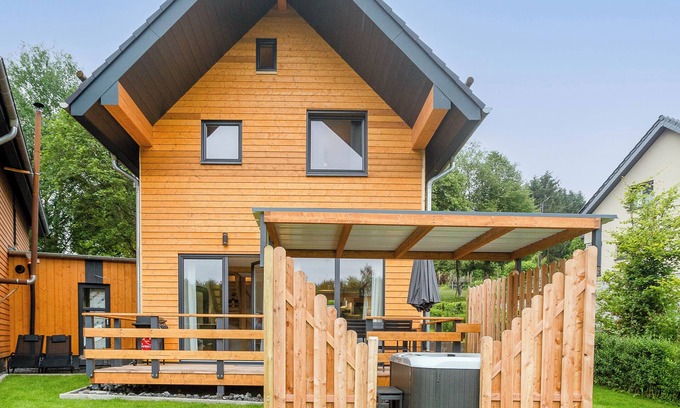 Kuchelscheid Casa | Urlaub am Schwarzbach Haus Felix mit Sauna und Whirlpool