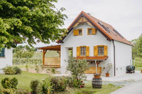 Guessing Apartamento | Urlaub im Kellerstöckl Dunst
