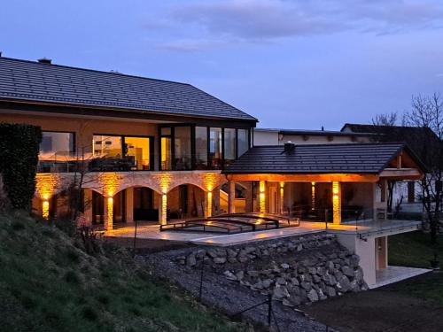 Bairisch Koelldorf Apartamento | Urlaubsoase Hügelperle