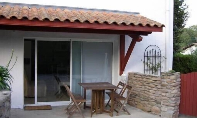 Behobie Apartamento | Urrugne, apartamento T2 muy bien situado en zona tranquila.