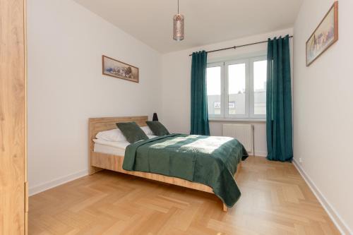 Ursus Apartamento | Ursus Spacious Two-bedroom Apartment by Noclegi Renters