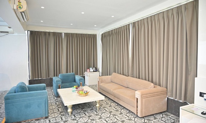 Sector 1 Casa | Urvi Banquets & Guest House