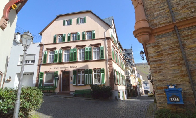 Uerzig Casa | Estancia junto al río Urzig Heritage