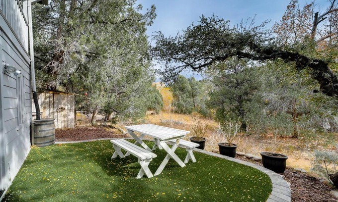 Payson Casa | Pet-Friendly Payson Cabin with Game Room!
