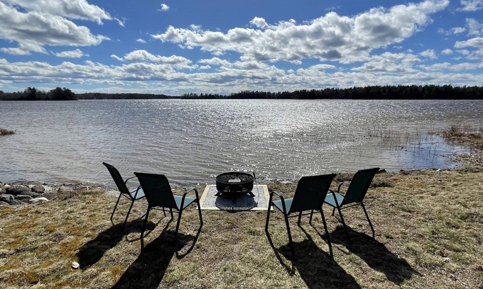 Fletchers Landing Casa | Piper Point Lake House on Graham lake - Close to Acadia National Park