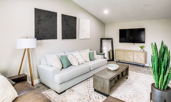 Nibley Casa | Utah Retreat w/ Patio, Gas Grill & Mountain Views!