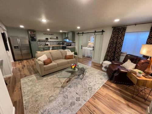 Scera Park South Apartamento | Utah Valley Retreat - Luxurious Self check-in Apt, UVU BYU, EV Charge