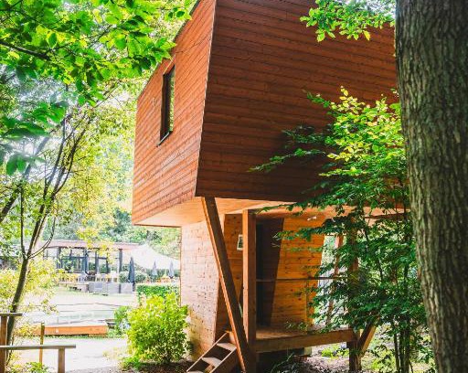 Jurbise Cabina | Utopia Village - Art & Nature Lodges