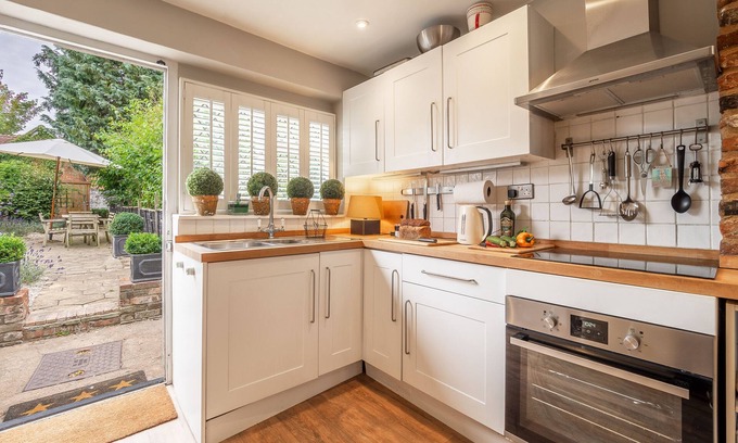 Long Melford Apartamento | Utterly divine romantic retreat in brilliant village - Tudor Cottage