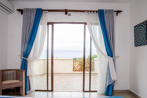 Central Kenya Coast Casa | Utulivu