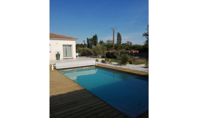 Serviers-et-Labaume Apartamento | Uzes (8km), lovely guest house with swimming pool.