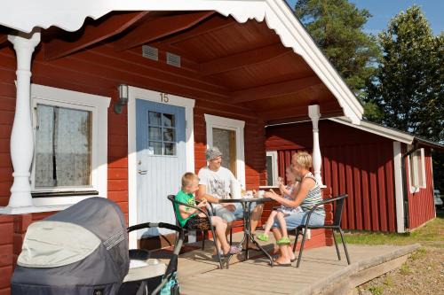 Vannas Otro | Vännäs bad & camping