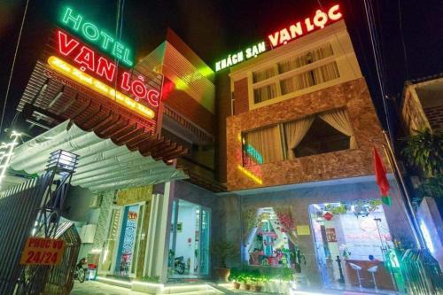 Ninh Kieu Hotel | VẠN LỘC HOTEL